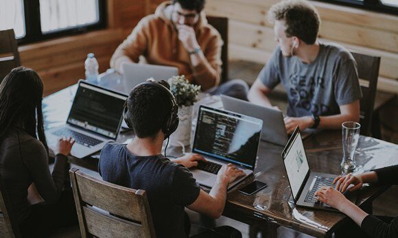 Nearshore Software Development: Revolutionizing Software Services
