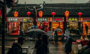 Understanding Chinese customs and etiquette for a smooth travel experience