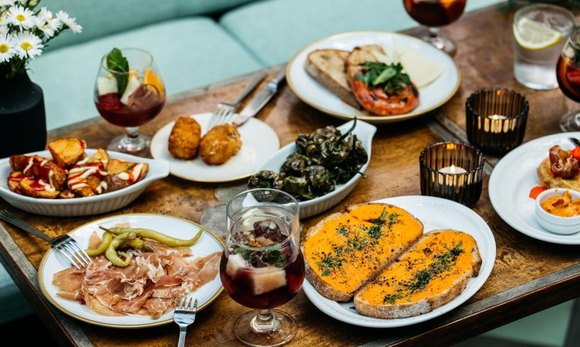 Bar Lucia’s Bottomless Lunch Weekends in Potts Point