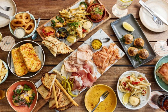 Bungalow 8 reveals new bar, lounge and dining spaces