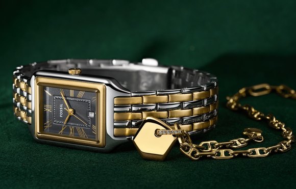 Unconventional Timepieces from Fossil this Christmas