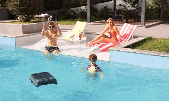 Aiper unveils the Scuba X Series & IrriSense Smart Irrigation System