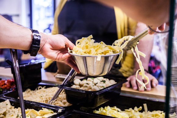 Build your own pizza & pasta at Pizza Pasta Please