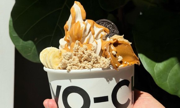 Cinnamon Banana Yoghurt has officially landed in Yo-Chi venues for a limited time only