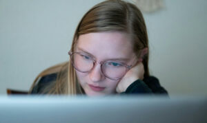 The Hidden Culprit Behind Evening Eye Fatigue